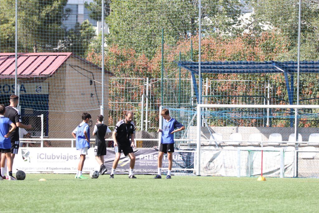 Entrenamientos de fútbol individual o reducidos